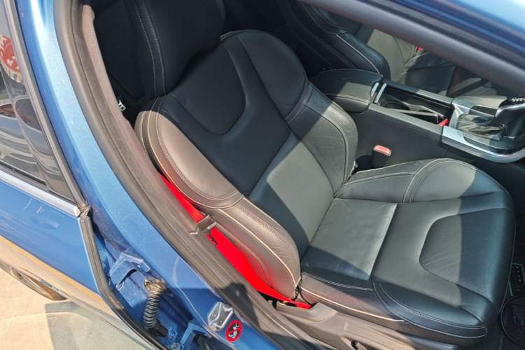 Used Volvo V60 2015 T5 Zhiyi Personalized Sport Edition Right Front Seat