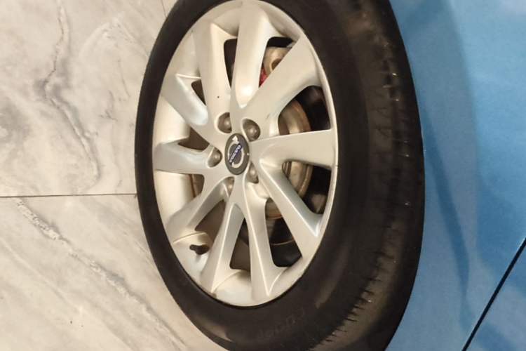 Used Volvo V60 2015 T5 Zhiyi Edition Right Rear Wheel Hub