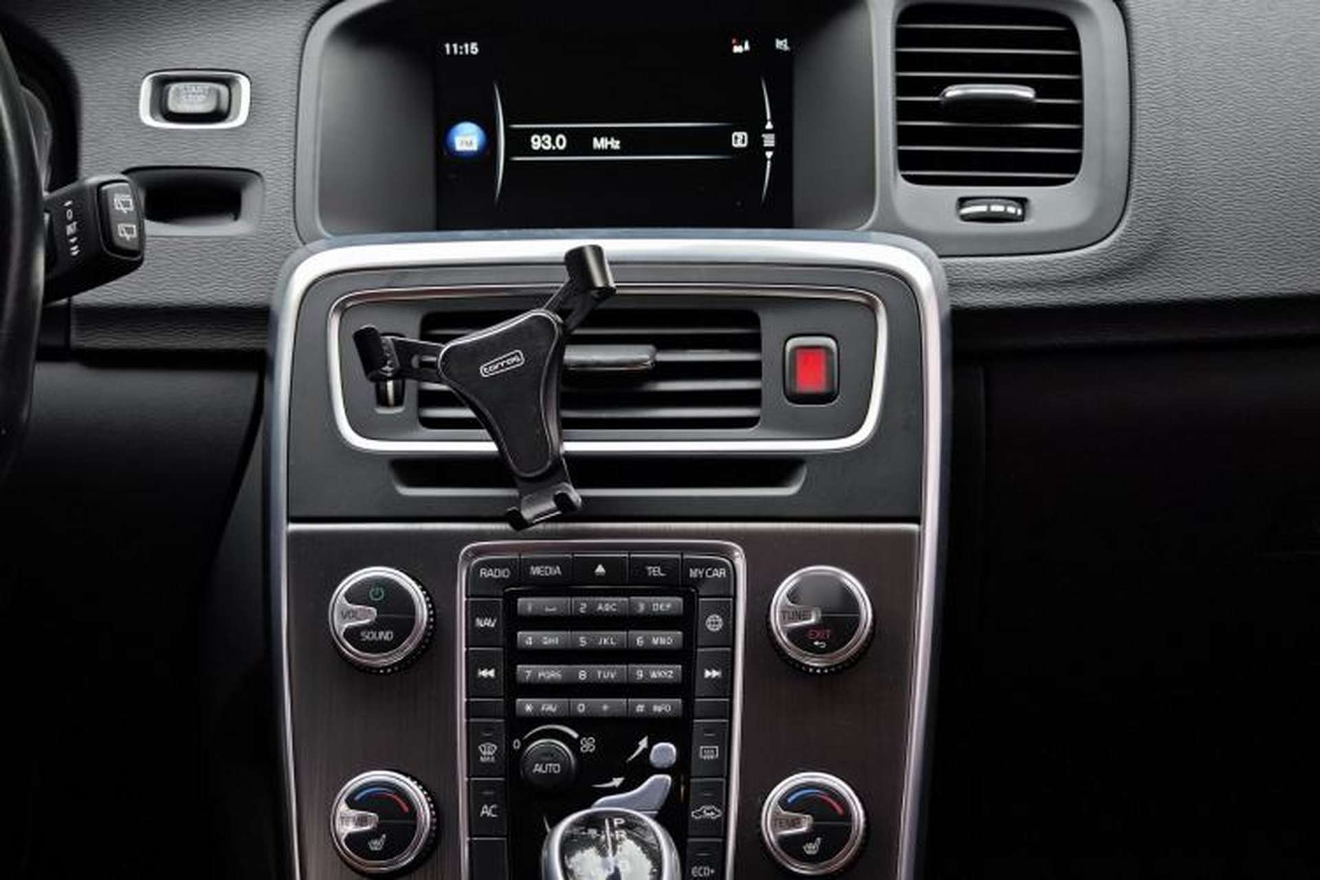 Used Volvo V60 2015 T5 Zhiya Edition Audio And AC Panel