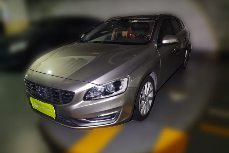 Used Volvo V60 2015 T5 Zhiyi Edition Guazi used car, China used car export, Used car for sale, Used  cars, Cheapest cars for sale
