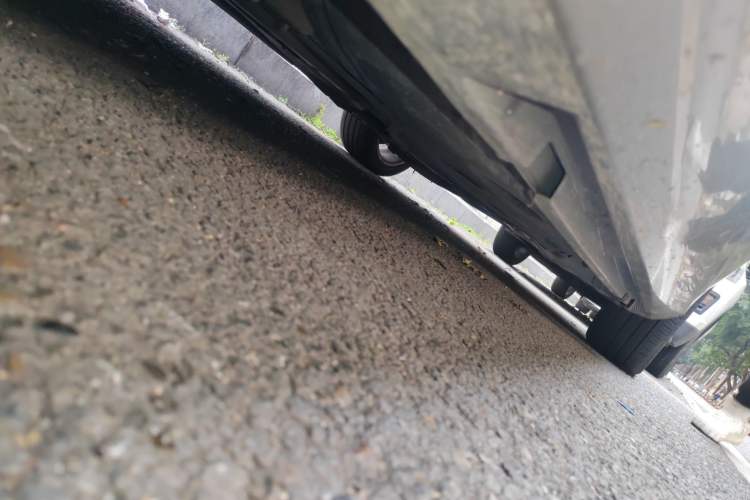 Used Volvo V60 2015 T5 Zhiya Edition Chassis Front Left