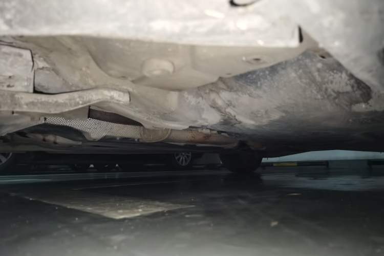 Used Volvo V60 2015 T5 Zhiyi Edition Chassis Front Left