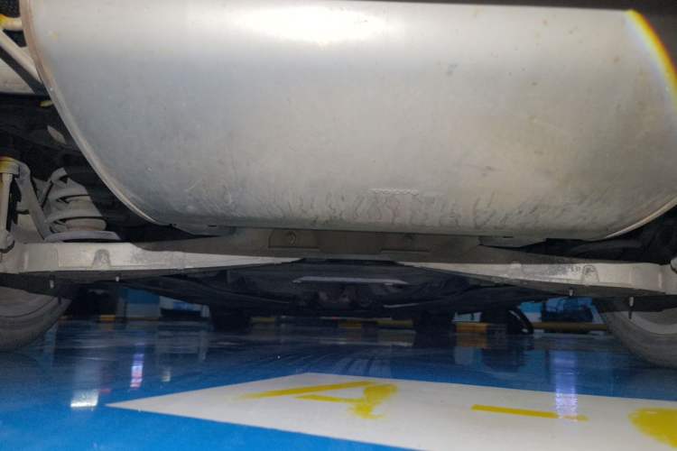 Used Volvo V60 2015 T5 Zhiya Edition Chassis Rear