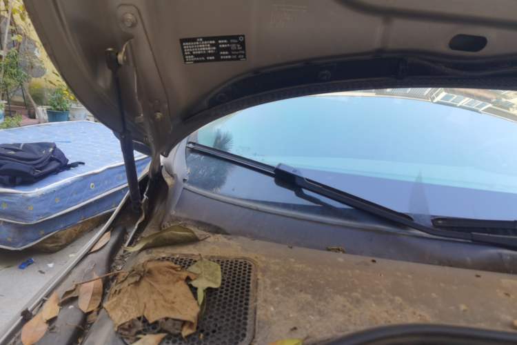Used Volvo V60 2015 T5 Zhiyi Edition Engine Bay Right
