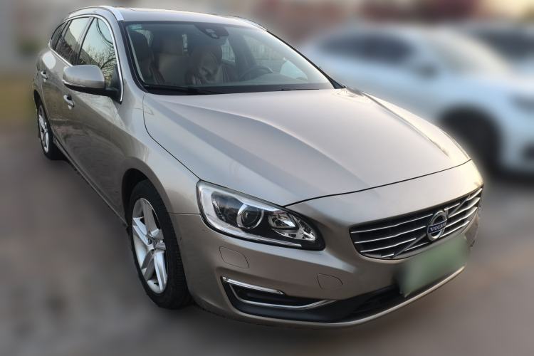 Used Volvo V60 2015 T5 Zhiya Edition Exterior 2