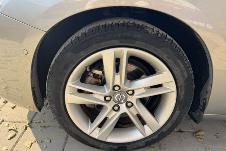 Used Volvo V60 2015 T5 Zhiya Edition Exterior 7