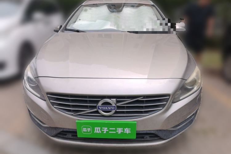 Used Volvo V60 2015 T5 Zhiya Edition Front
