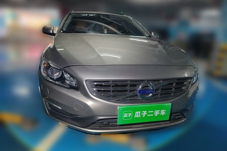 Used Volvo V60 2015 T5 Zhiya Edition Front