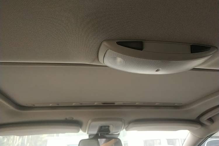 Used Volvo V60 2015 T5 Zhiyi Edition Headliner