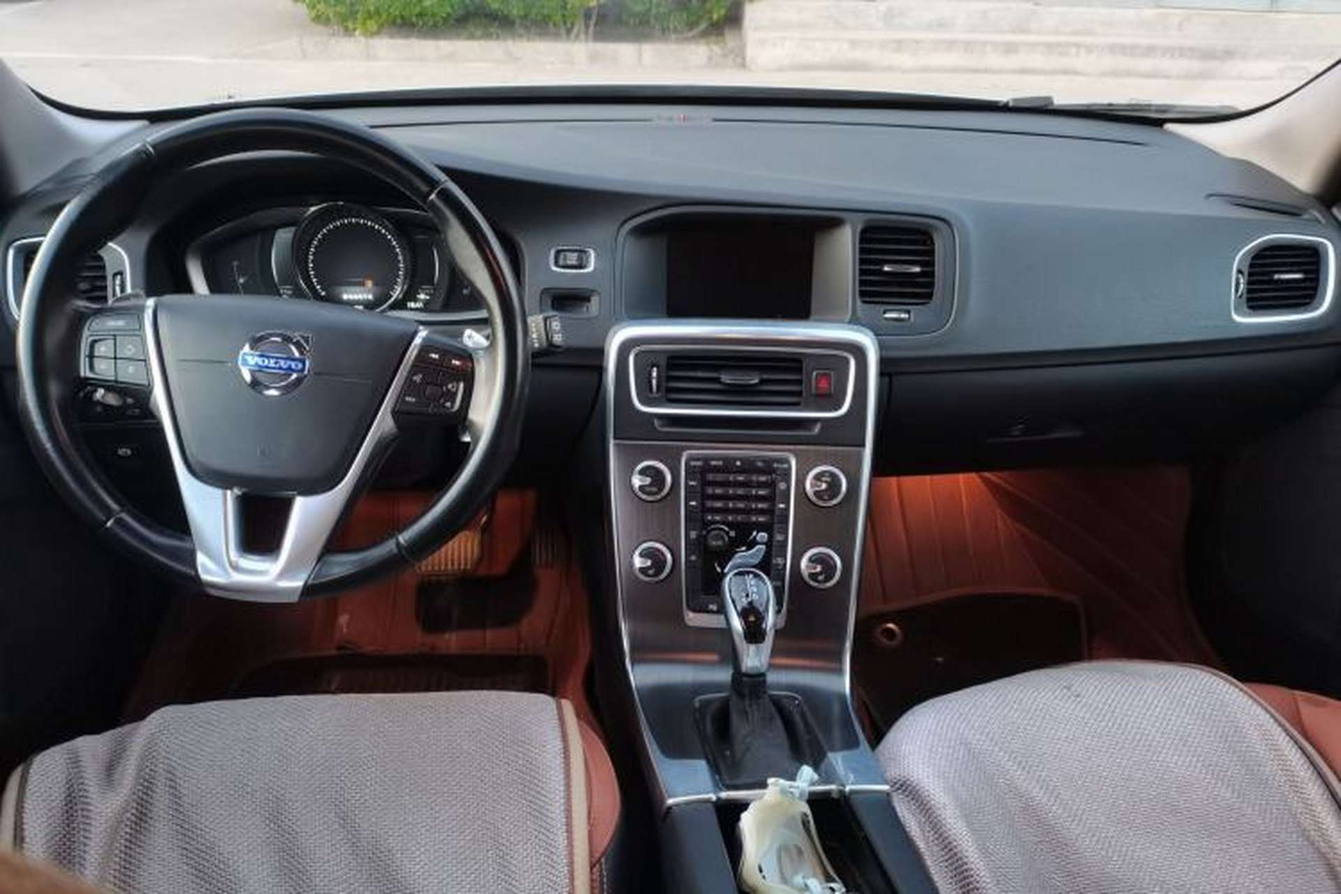 Used Volvo V60 2015 T5 Zhiya Edition Interior 2