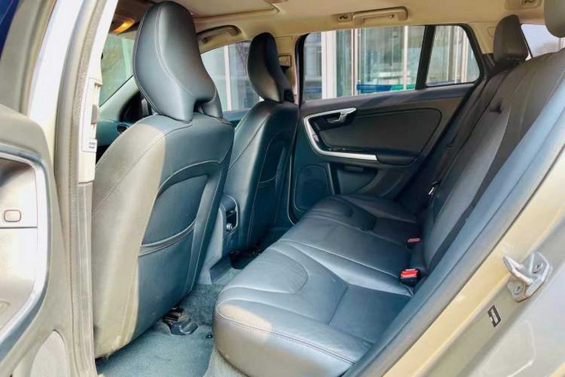 Used Volvo V60 2015 T5 Zhiyi Edition Interior 6