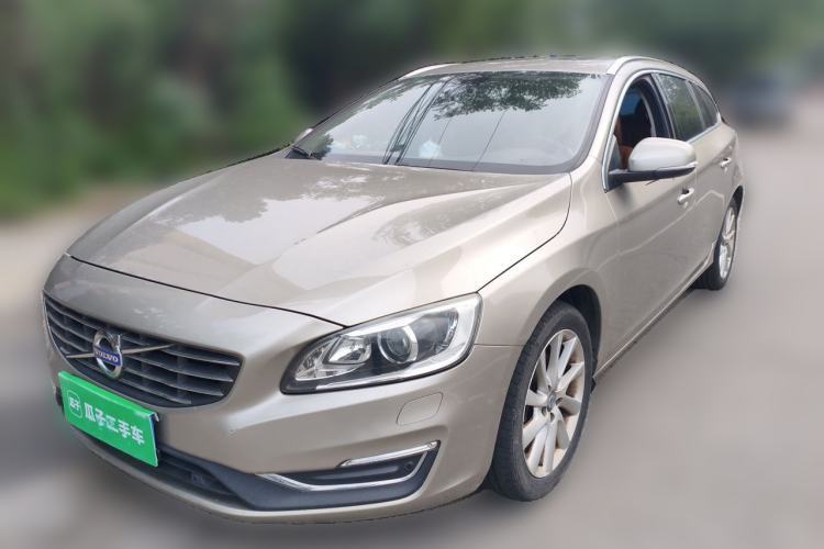 Used Volvo V60 2015 T5 Zhiyi Edition Guazi used car, China used car export, Used car for sale, Used  cars, Cheapest cars for sale