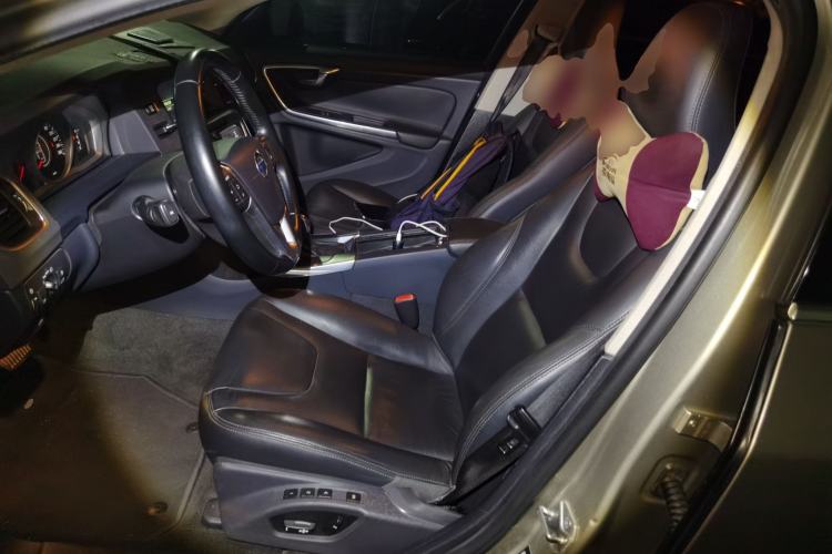 Used Volvo V60 2015 T5 Zhiyi Edition Left Front Seat