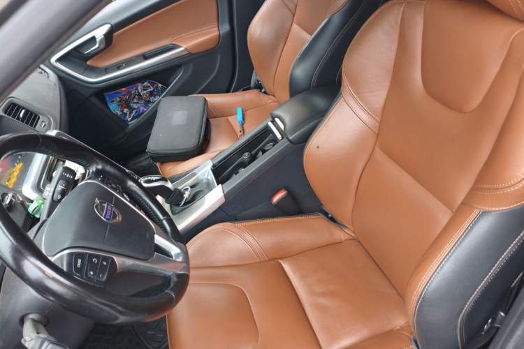 Used Volvo V60 2015 T5 Zhiyi Edition Left Front Seat
