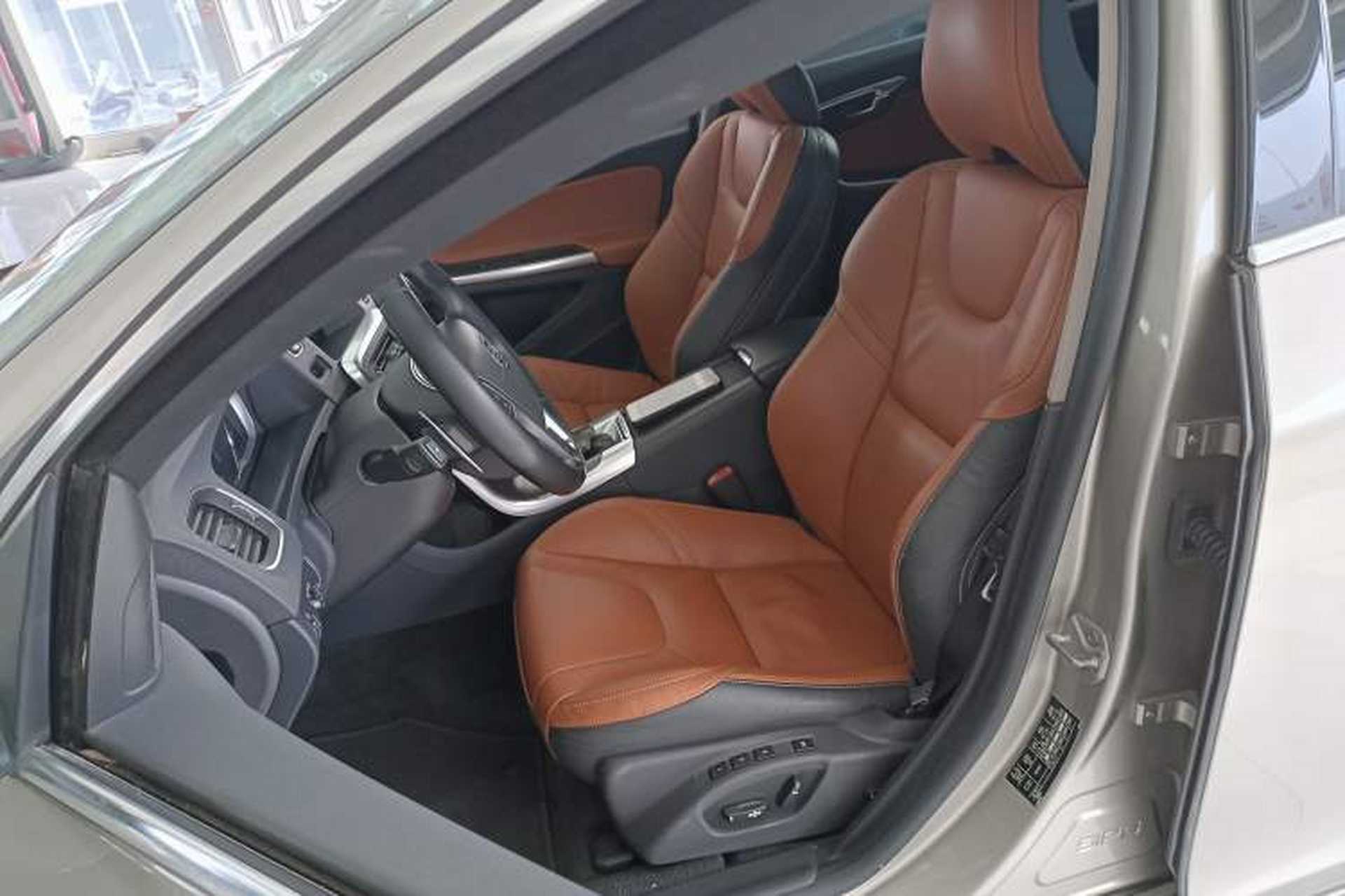 Used Volvo V60 2015 T5 Zhiya Edition Left Front Seat