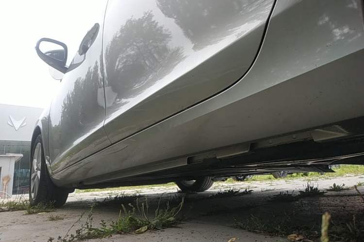 Used Volvo V60 2015 T5 Zhiyi Edition Left Side Sill