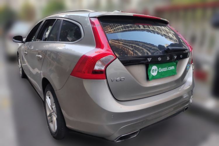 Used Volvo V60 2015 T5 Zhiya Edition Rear Left 45 Deg