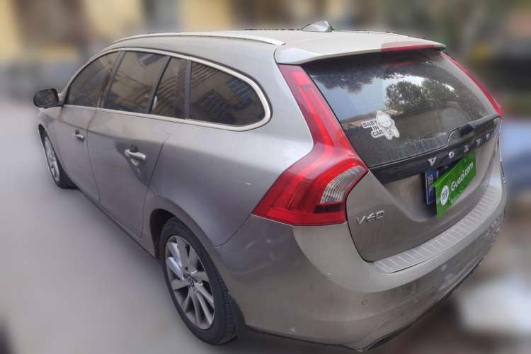 Used Volvo V60 2015 T5 Zhiyi Edition Rear Left 45 Deg