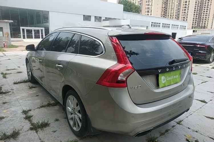 Used Volvo V60 2015 T5 Zhiyi Edition Rear Left 45 Deg