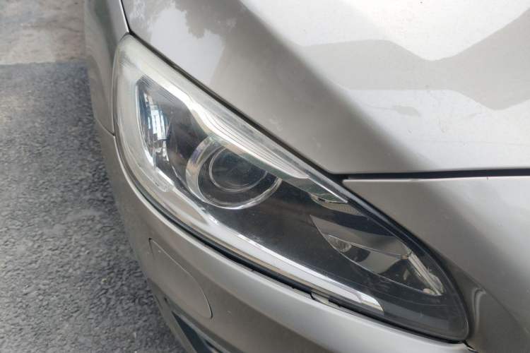 Used Volvo V60 2015 T5 Zhiyi Edition Right Front Headlight