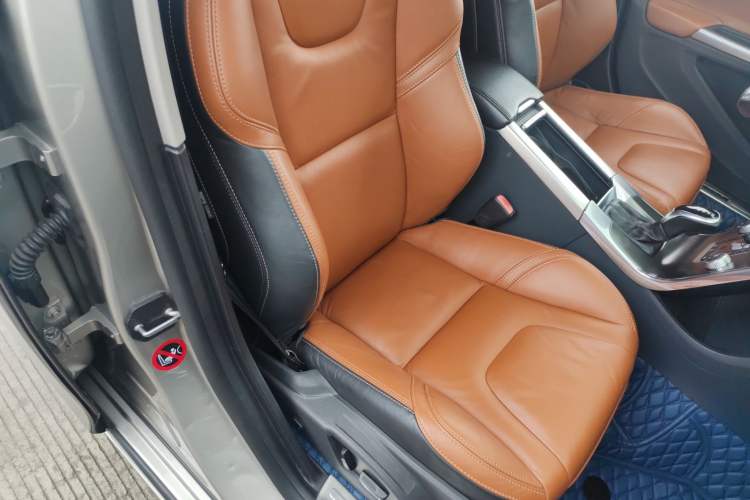 Used Volvo V60 2015 T5 Zhiya Edition Right Front Seat