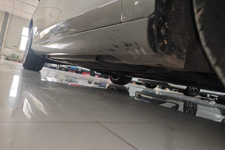 Used Volvo V60 2015 T5 Zhiya Edition Right Side Sill