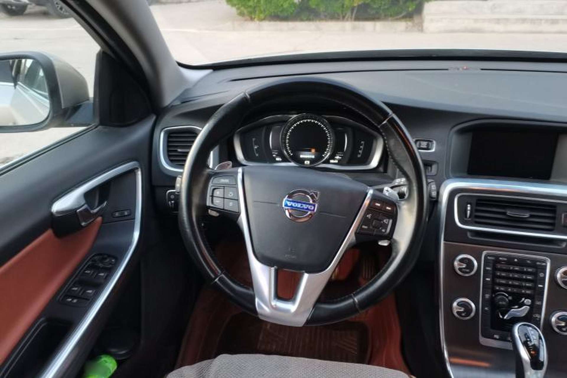 Used Volvo V60 2015 T5 Zhiya Edition Steering Wheel