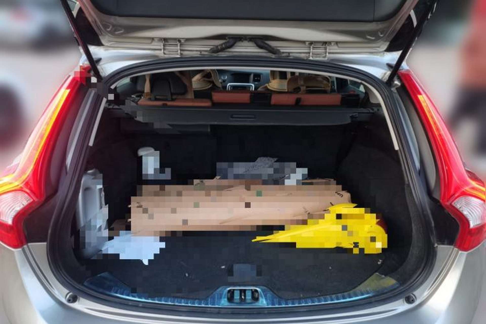 Used Volvo V60 2015 T5 Zhiya Edition Trunk