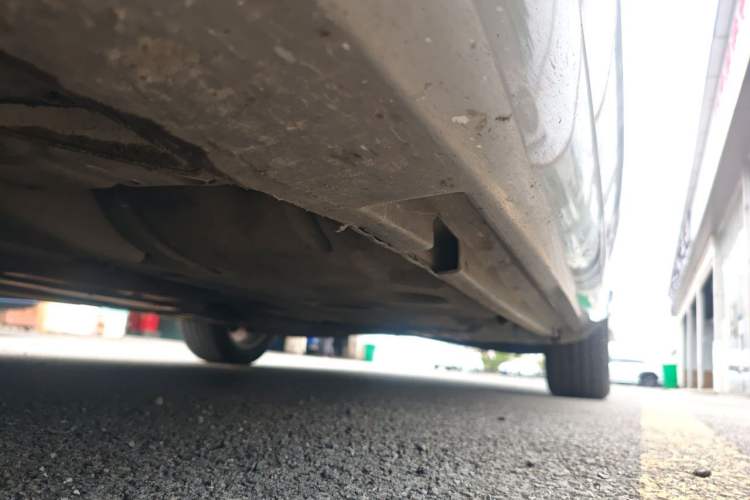 Used Volvo V60 2015 T5 Zhiyi Edition Chassis Front Left