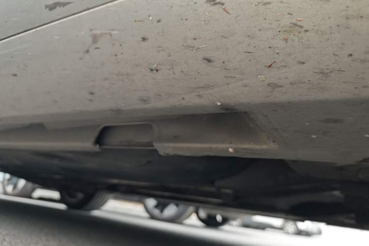 Used Volvo V60 2015 T5 Zhiya Edition Chassis Front Right