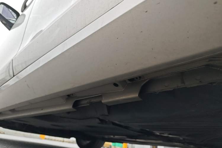 Used Volvo V60 2015 T5 Zhiya Edition Chassis Rear Left