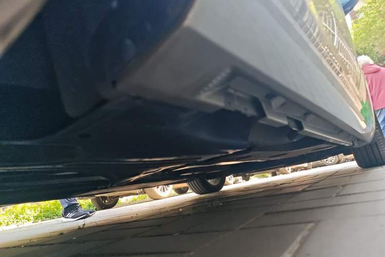 Used Volvo V60 2015 T5 Zhiyi Edition Chassis Rear Right