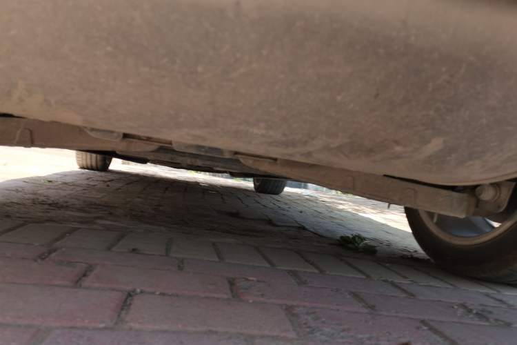 Used Volvo V60 2015 T5 Zhiya Edition Chassis Rear