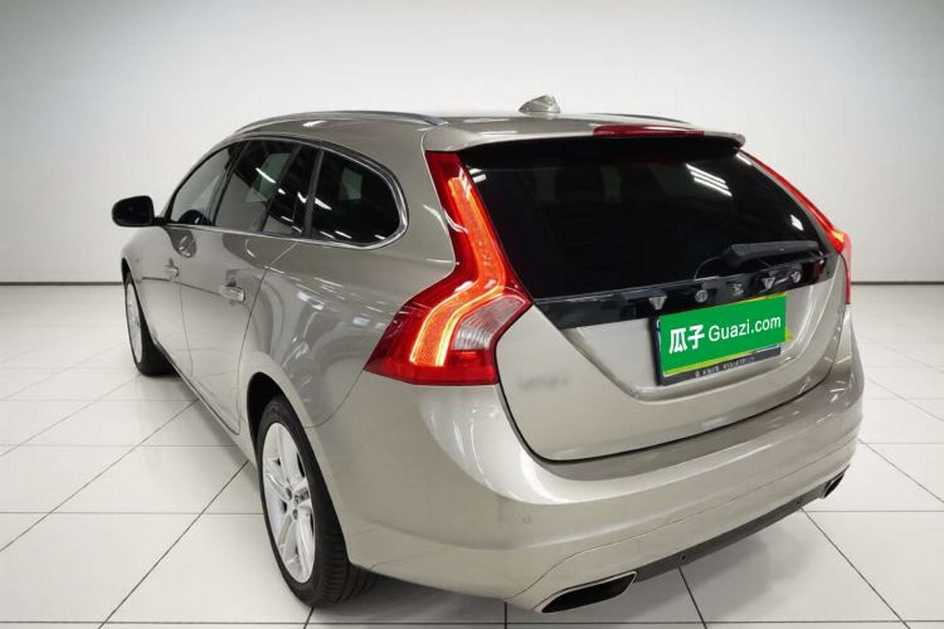 Used Volvo V60 2015 T5 Zhiya Edition Exterior 3