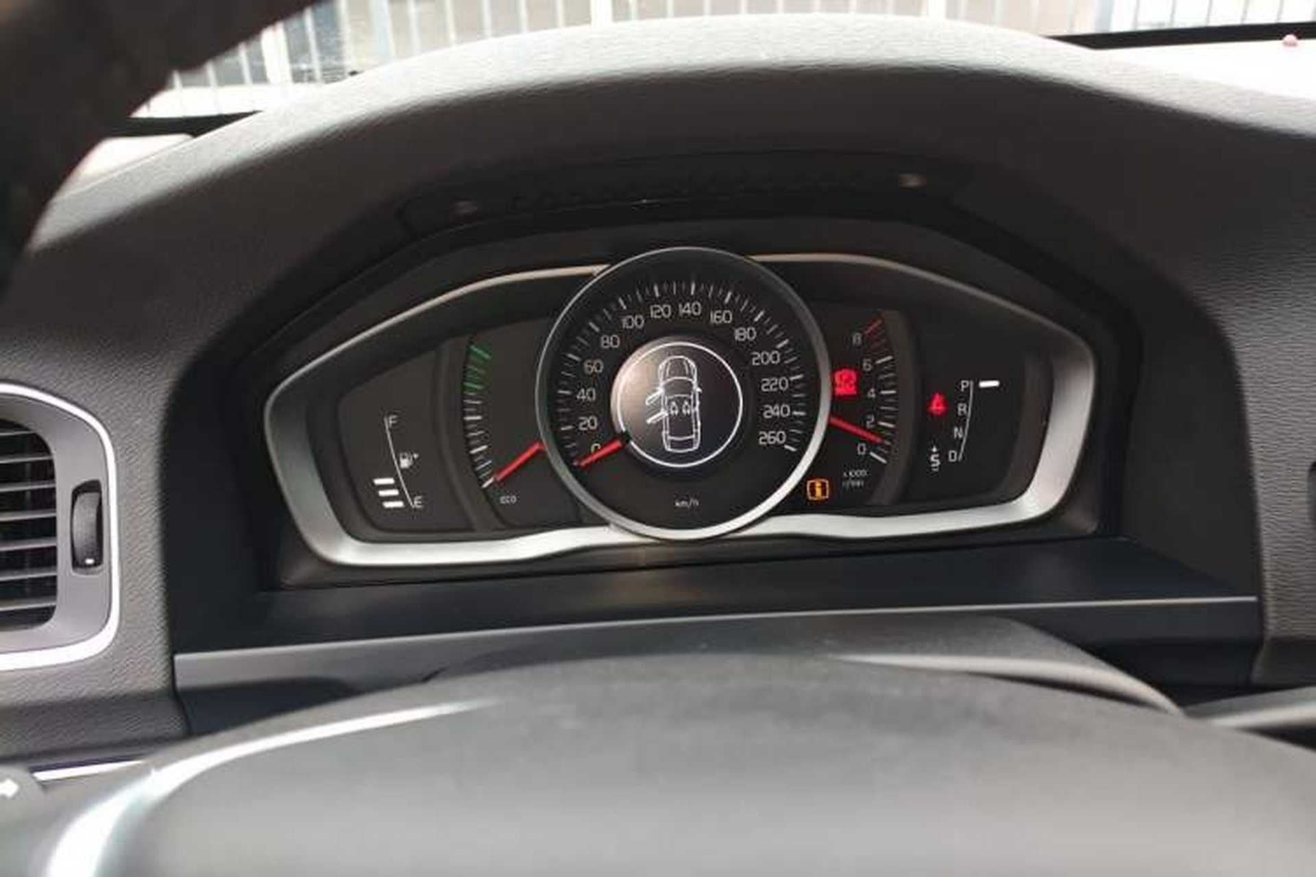 Used Volvo V60 2015 T5 Zhiyi Edition Instrument Cluster