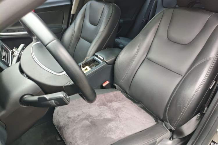 Used Volvo V60 2015 T5 Zhiyi Edition Left Front Seat