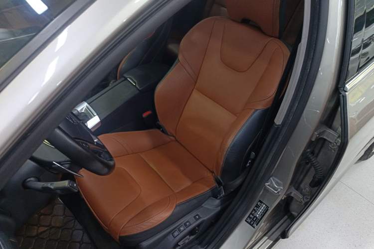 Used Volvo V60 2015 T5 Zhiya Edition Left Front Seat