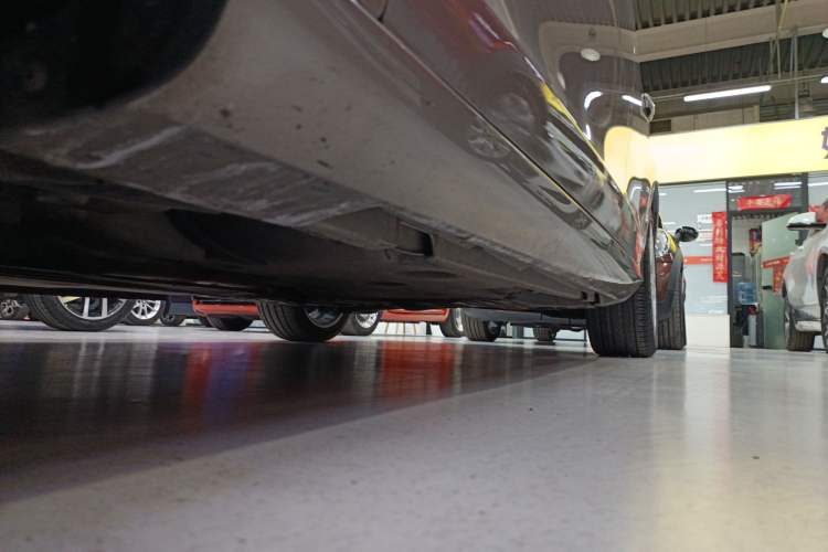 Used Volvo V60 2015 T5 Zhiya Edition Left Side Sill