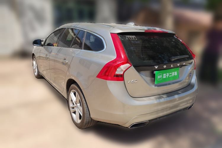 Used Volvo V60 2015 T5 Zhiya Edition Rear Left 45 Deg