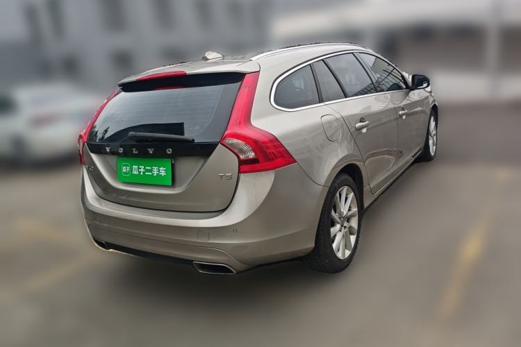 Used Volvo V60 2015 T5 Zhiyi Edition Rear Right 45 Deg