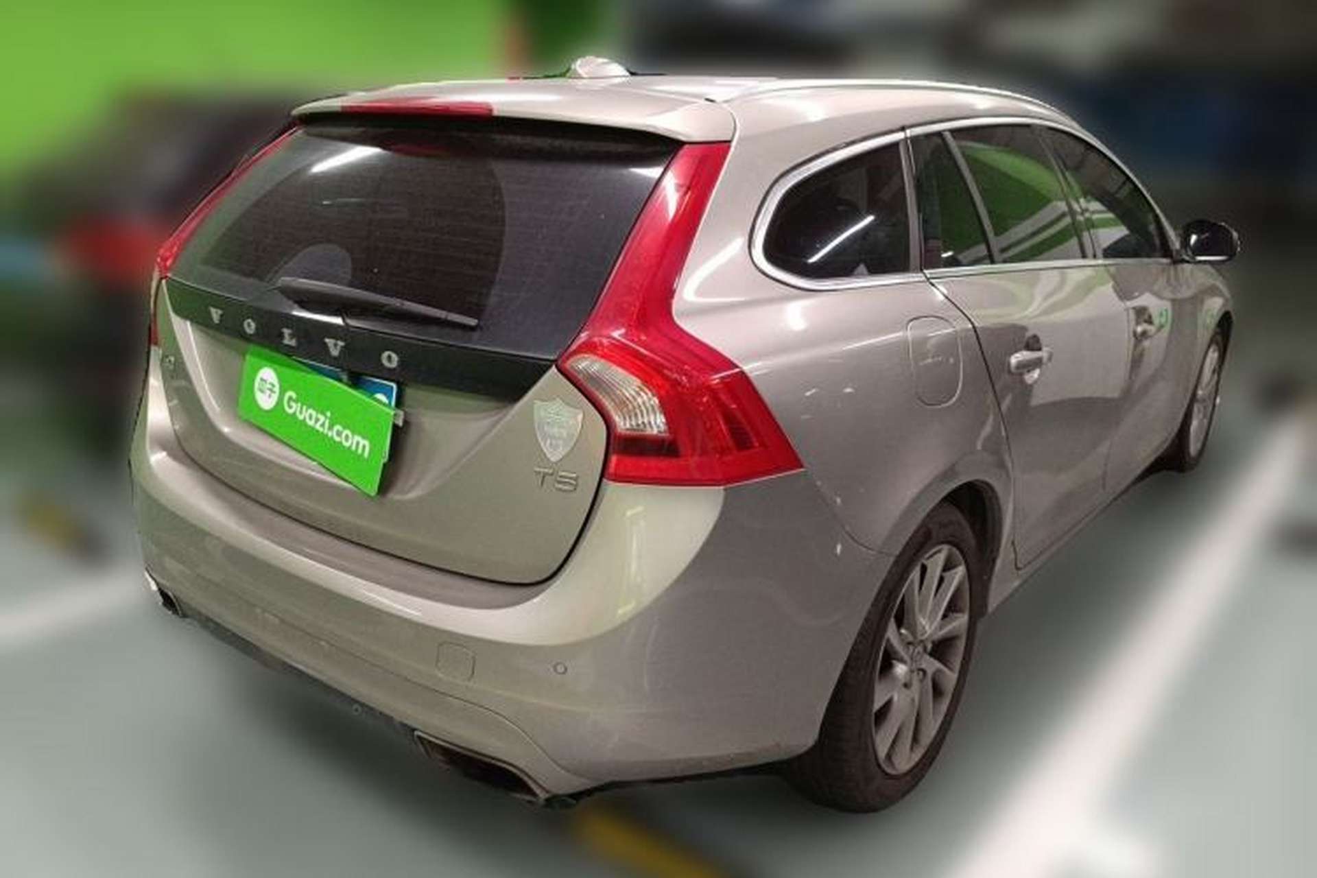 Used Volvo V60 2015 T5 Zhiyi Edition Rear Right 45 Deg