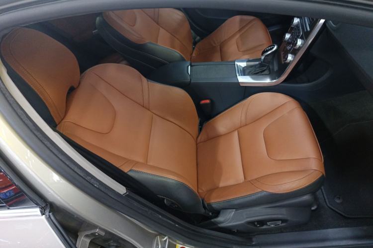 Used Volvo V60 2015 T5 Zhiya Edition Right Front Seat