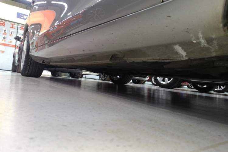 Used Volvo V60 2015 T5 Zhiya Edition Right Side Sill