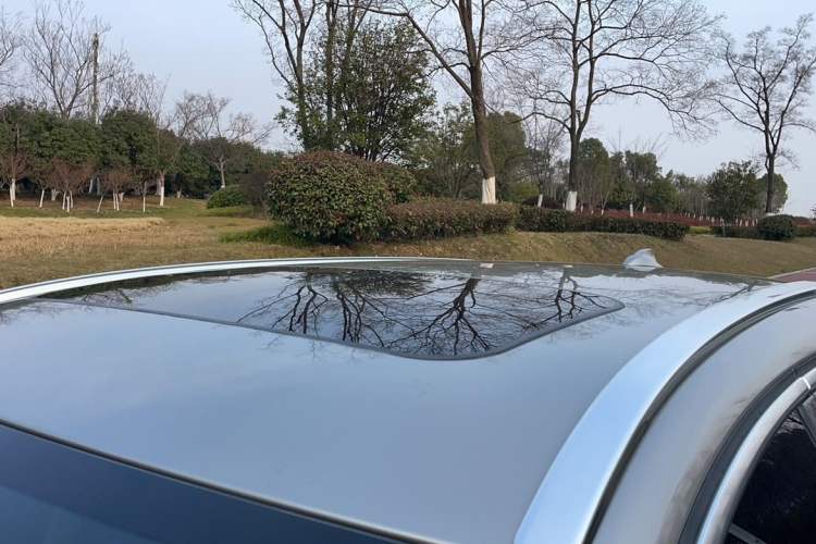 Used Volvo V60 2015 T5 Zhiyi Edition Roof