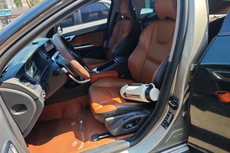 Used Volvo V60 2015 T5 Zhiya Edition Left Front Seat