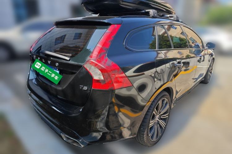 Used Volvo V60 2015 T5 Zhiya Edition Rear Right 45 Deg