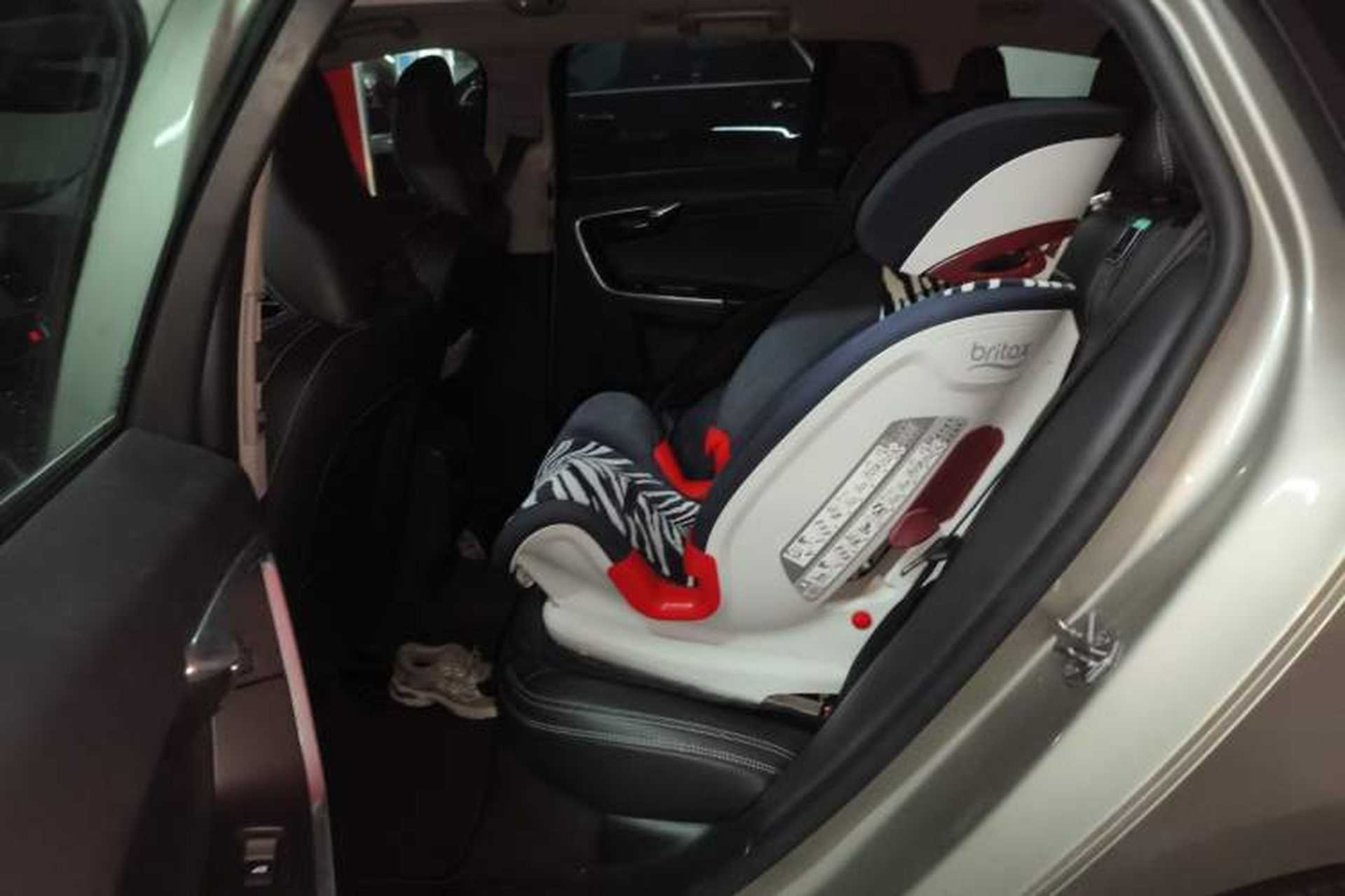 Used Volvo V60 2015 T5 Zhiya Edition Left Rear Seat