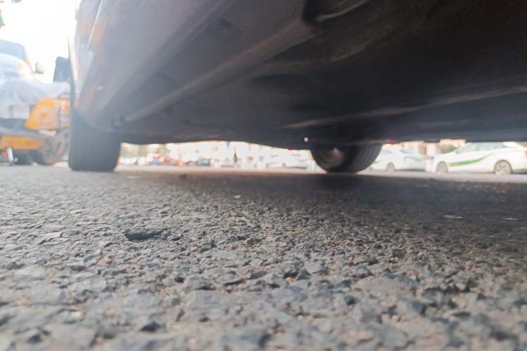 Used Volvo V60 2015 T5 Zhiyi Edition Chassis Front Right