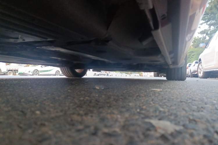 Used Volvo V60 2015 T5 Zhiyi Edition Chassis Rear Right