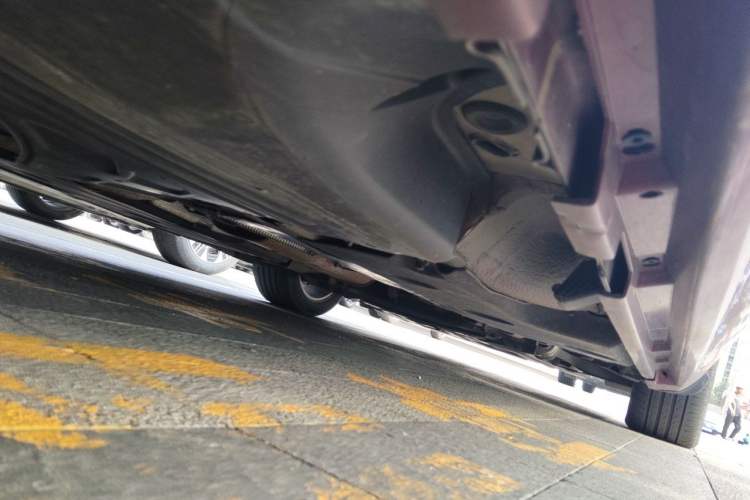 Used Volvo V60 2015 T5 Zhiyi Edition Chassis Rear Right